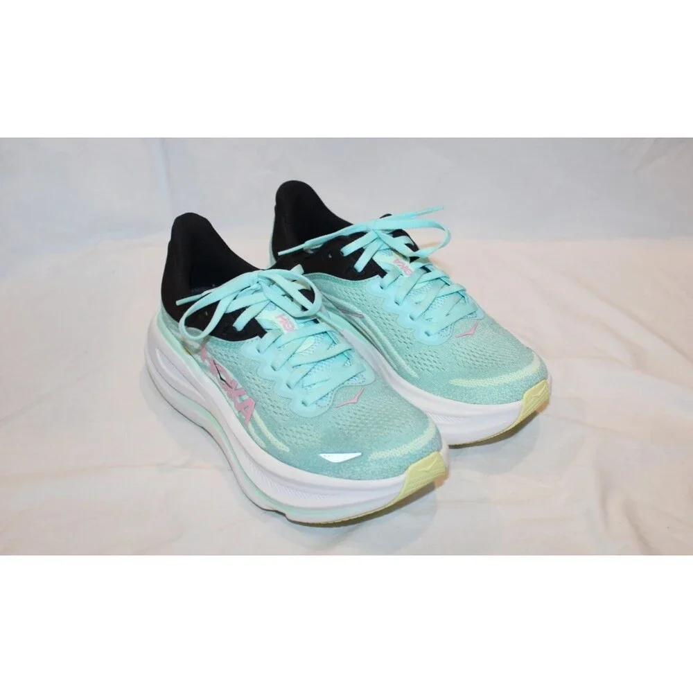 Hoka One One take your